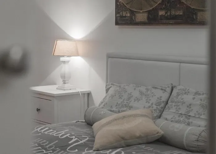 Piazza Oberdan-carducci Elegant Апартаменты